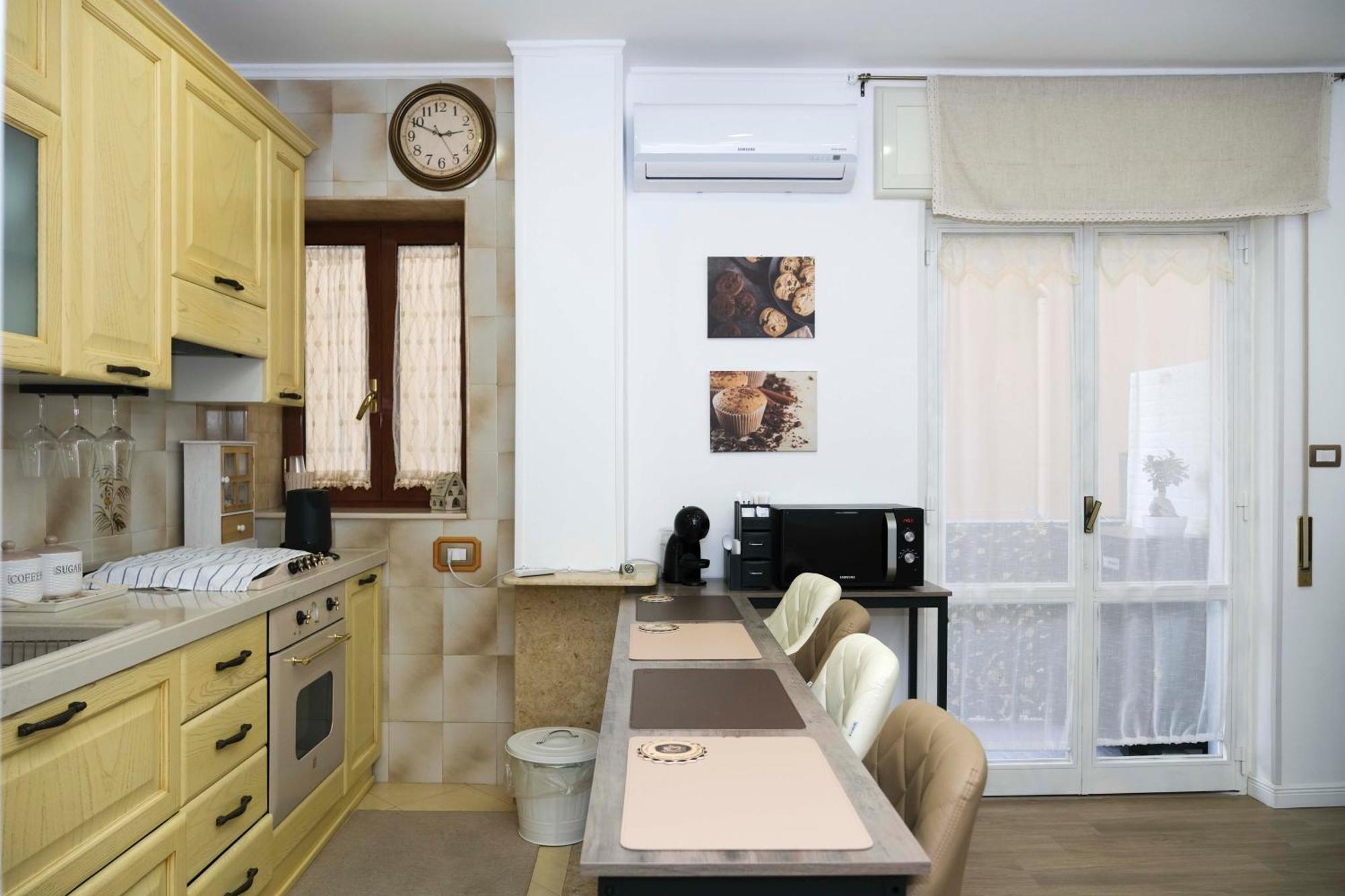 White Butterfly Home نابولي المظهر الخارجي الصورة